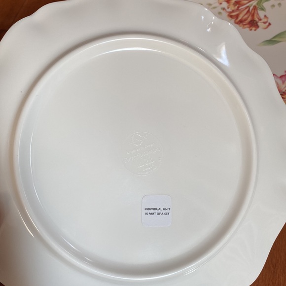 Lenox Butterfly Meadow 4-Piece Accent Plates Set - Picture 5 of 6